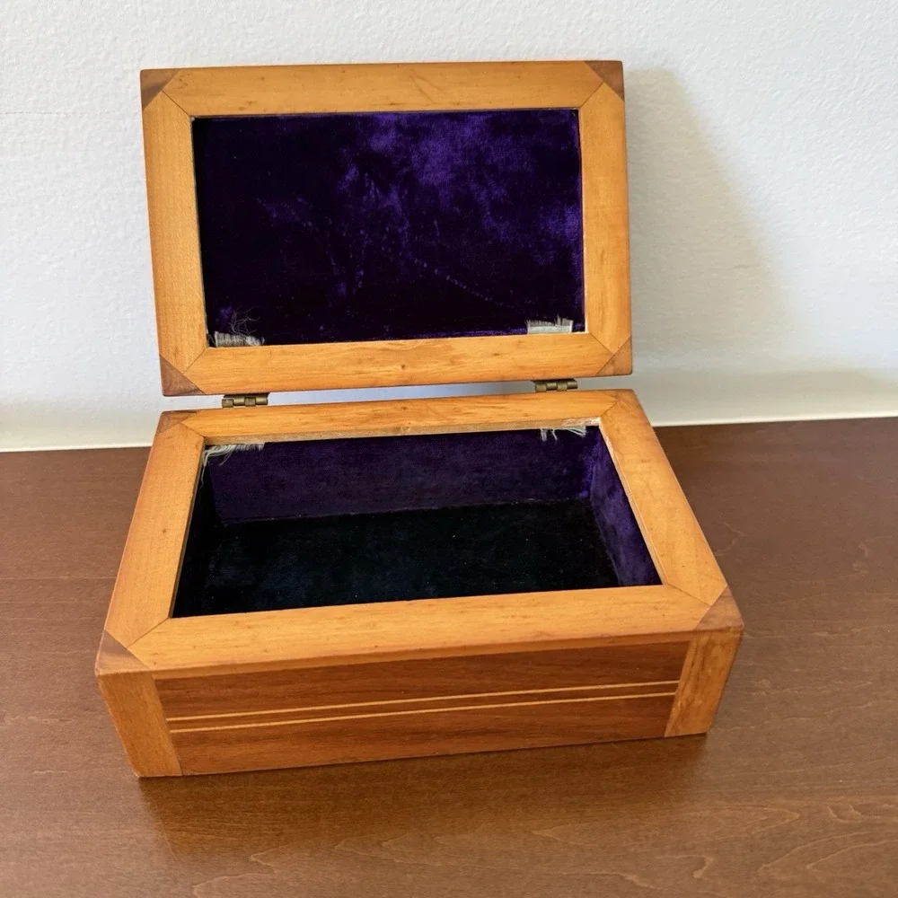 Vintage Wooden Inlay Hinged Keepsake Jewelry Box Velvet Lined Geometric Mother